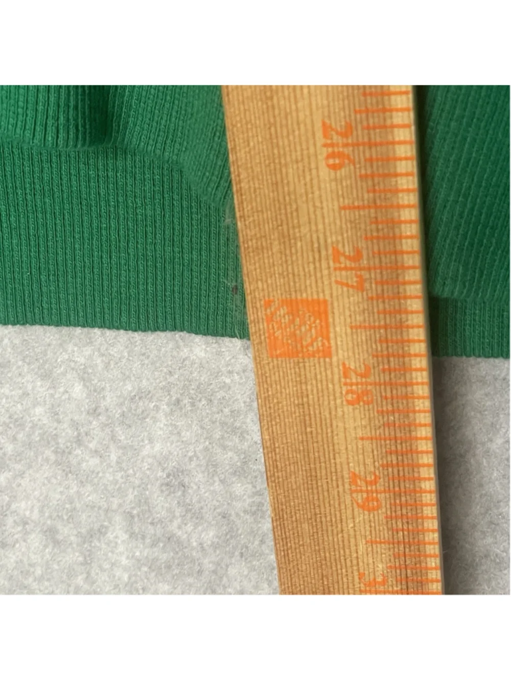 Nike Men’s Medium Green White Geometric Print Pullover Hoodie Logo Sweatshirt